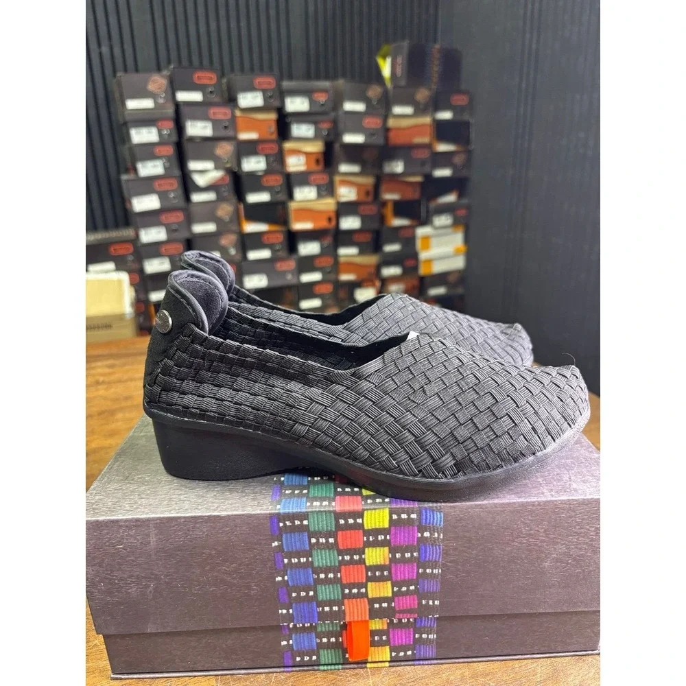 Bernie Mev Yael Fly Black Woven Elastic Wedge Shoes Size 38 US 7.5-8
